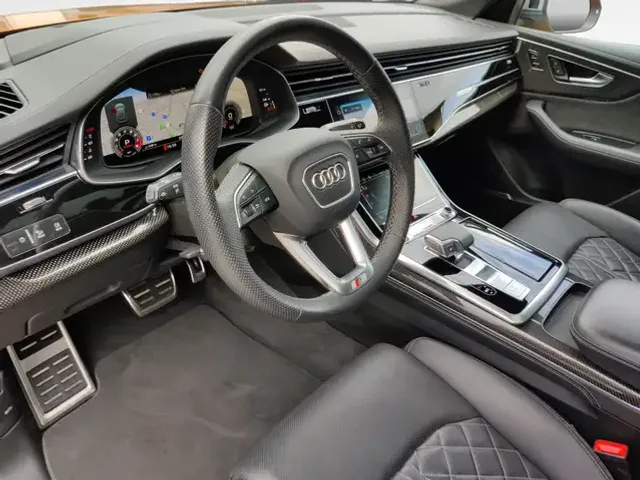 Audi SQ8