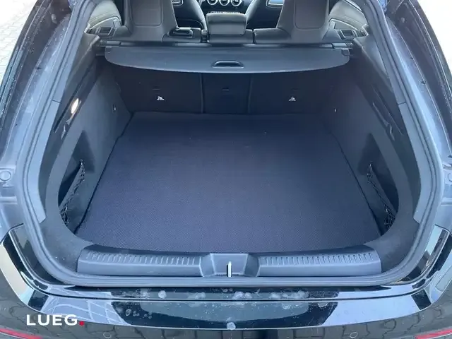 Mercedes-Benz CLA 220