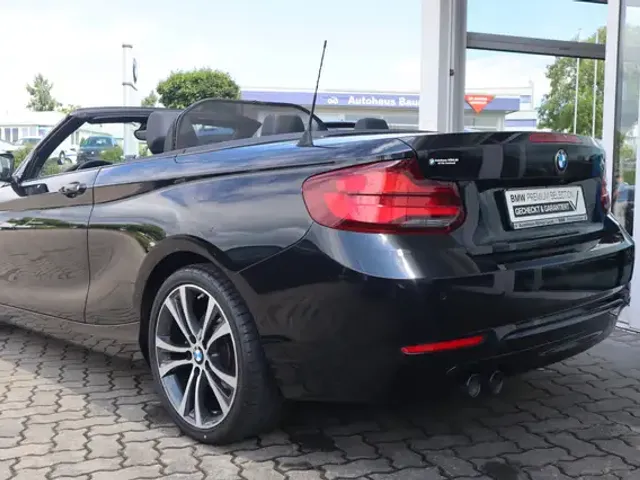 BMW 220