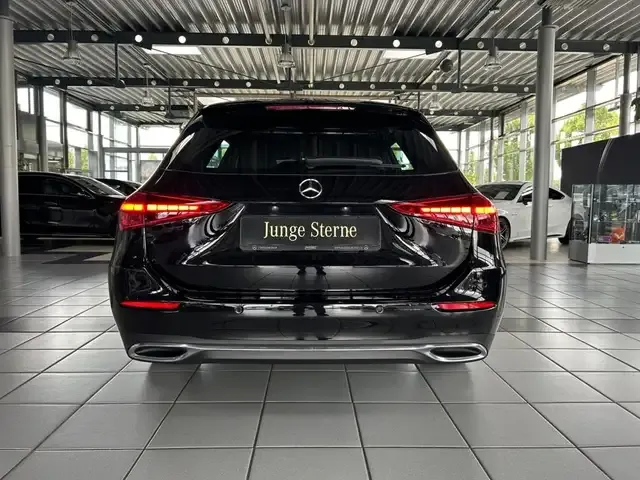 Mercedes-Benz C 200