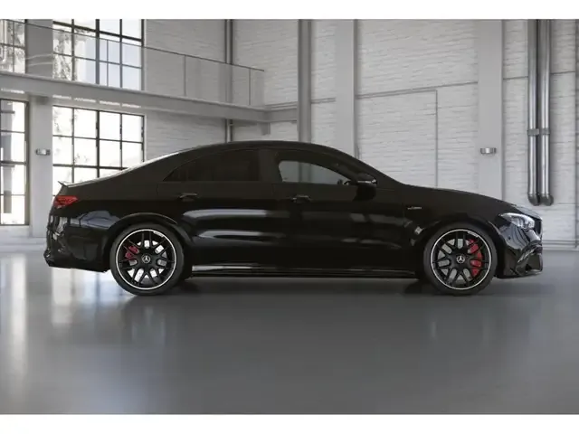 Mercedes-Benz CLA 45 AMG