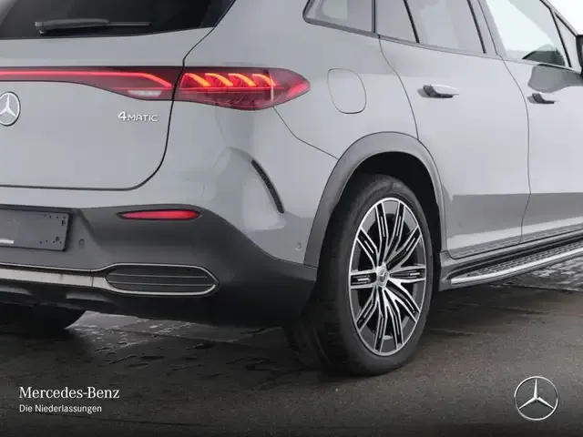 Mercedes-Benz EQE SUV