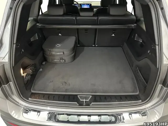 Mercedes-Benz EQB 350