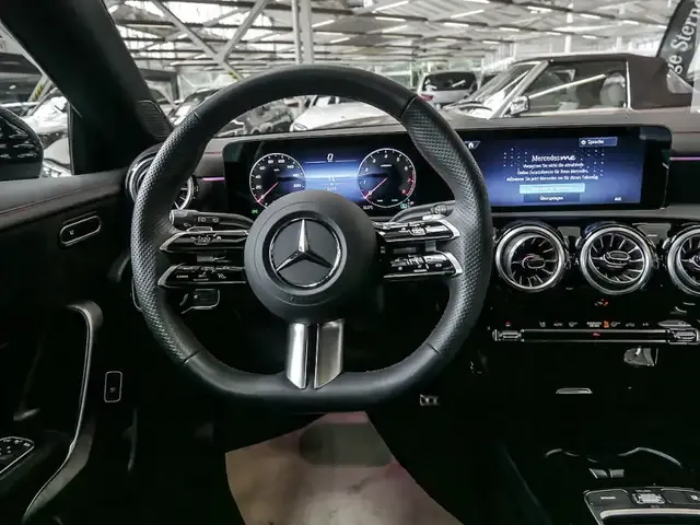 Mercedes-Benz CLA 200