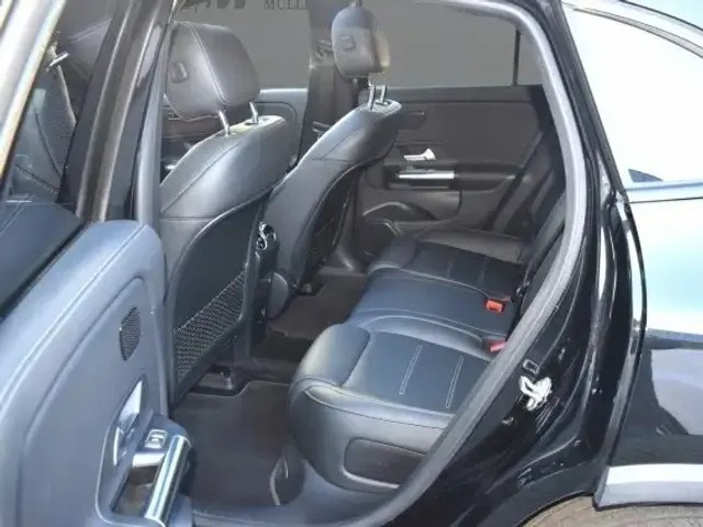 Mercedes-Benz EQA 350