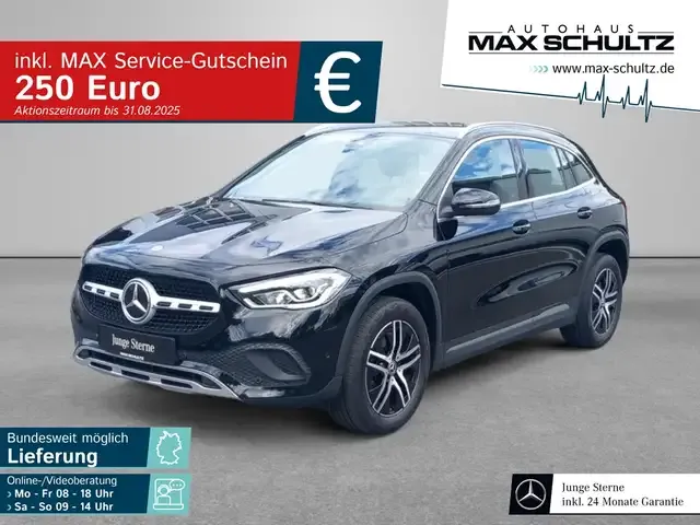 Mercedes-Benz GLA 220