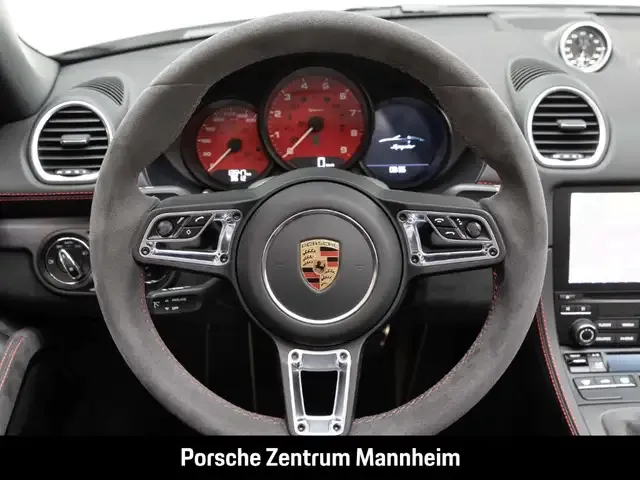 Porsche 718 Spyder
