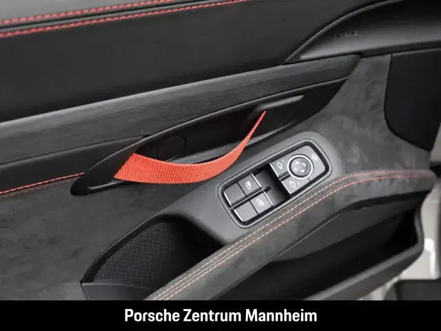 Porsche 718 Spyder
