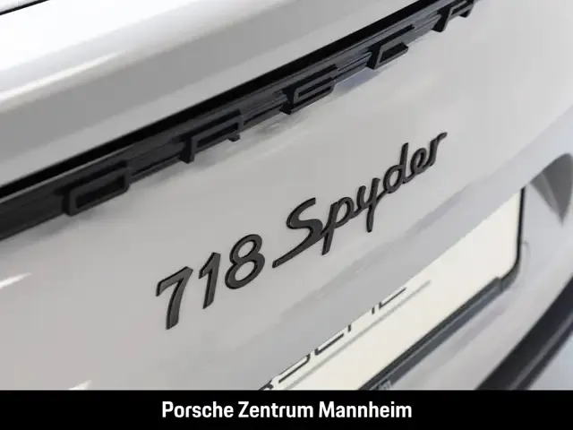 Porsche 718 Spyder