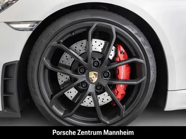 Porsche 718 Spyder