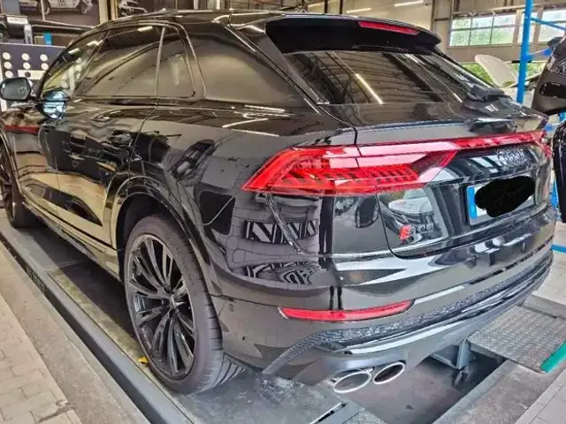 Audi SQ8