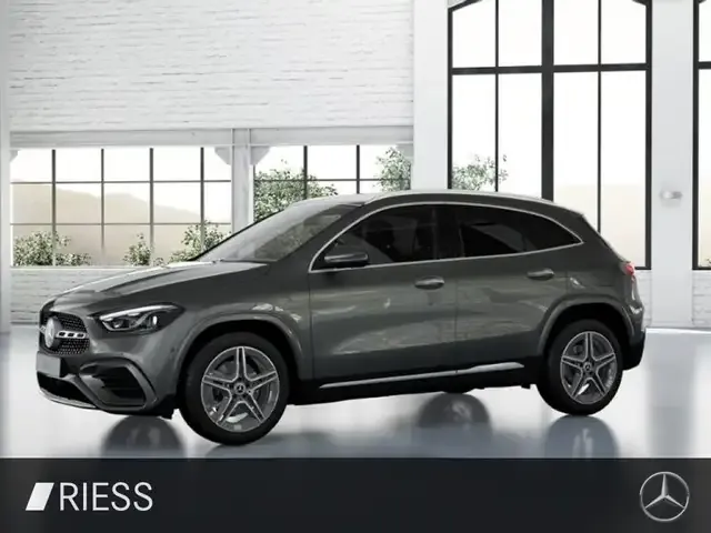 Mercedes-Benz GLA 200