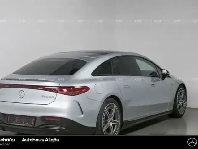 Mercedes-Benz EQS