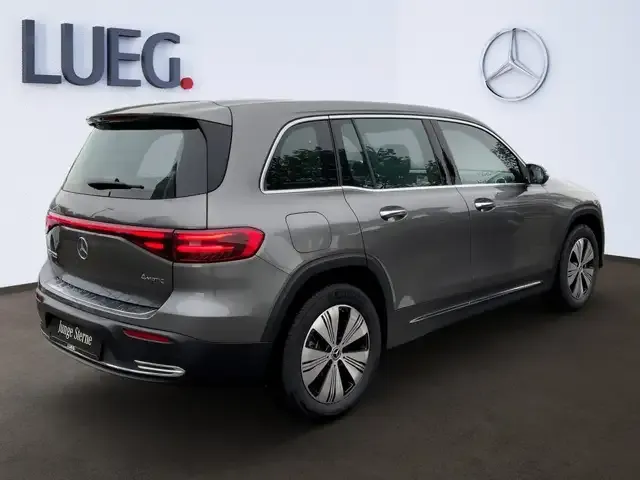 Mercedes-Benz EQB 300