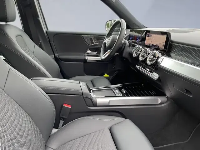 Mercedes-Benz EQB 300