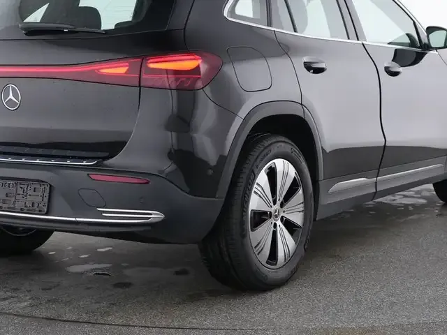 Mercedes-Benz EQA 250