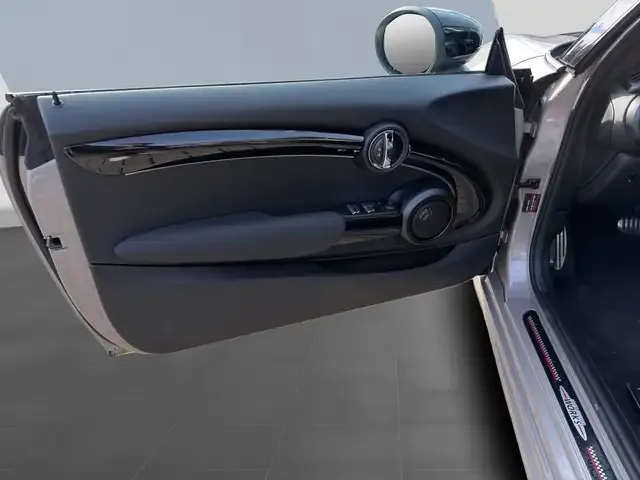 MINI John Cooper Works Cabrio