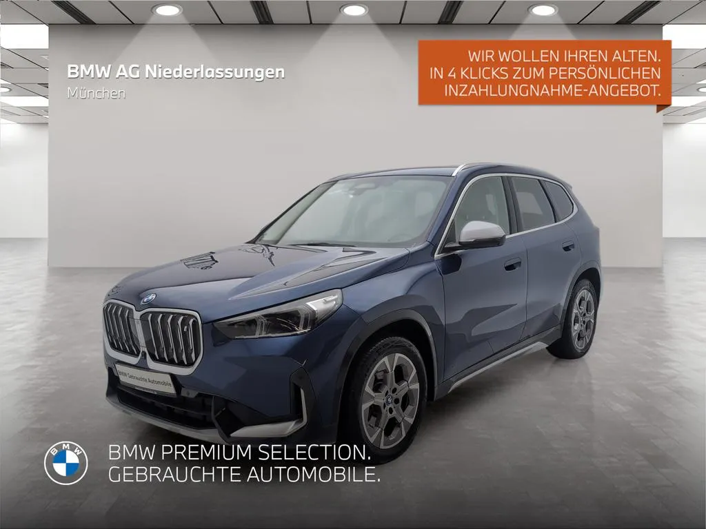 BMW iX1