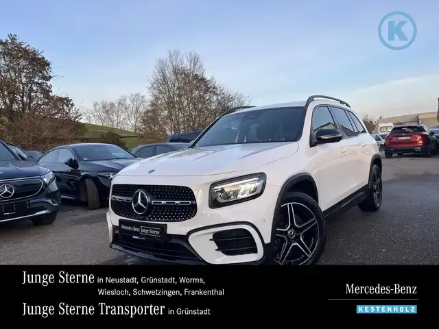Mercedes-Benz GLB 220