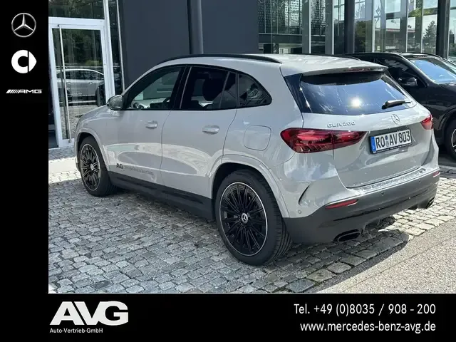 Mercedes-Benz GLA 200