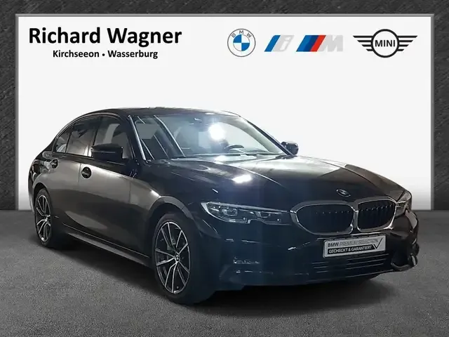 BMW 330