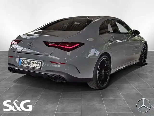 Mercedes-Benz CLA 200