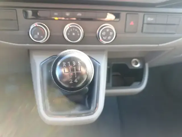 Volkswagen T6.1 Transporter