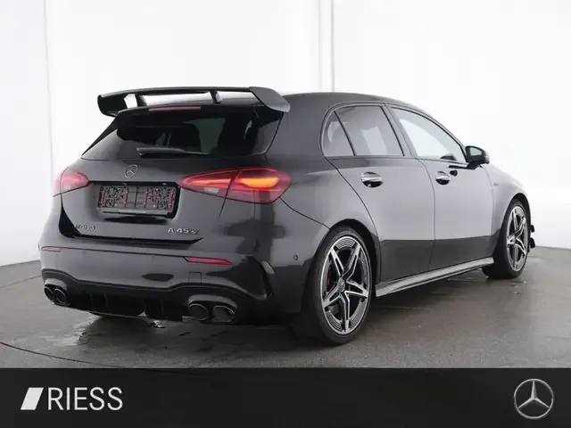 Mercedes-Benz A 45 AMG