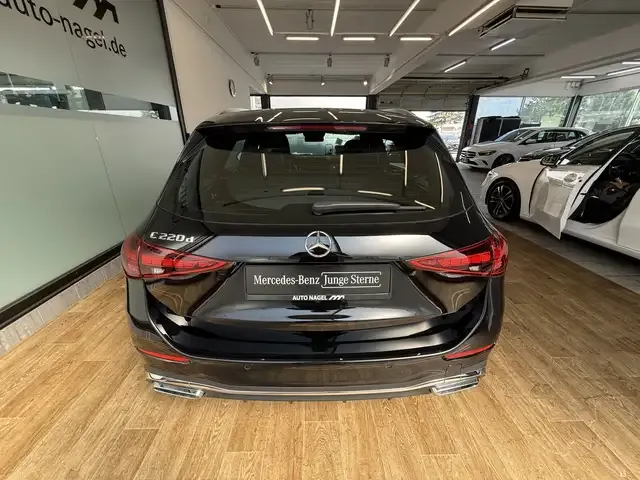 Mercedes-Benz C 220