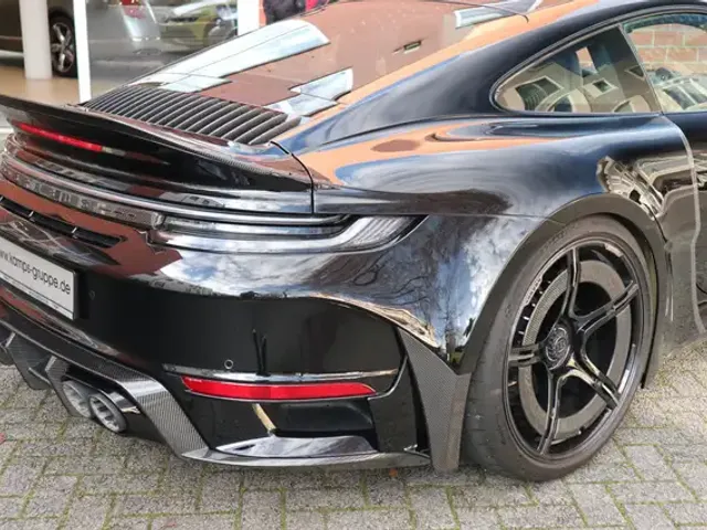Porsche 992