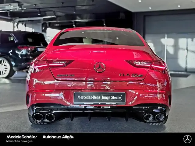 Mercedes-Benz CLA 45 AMG