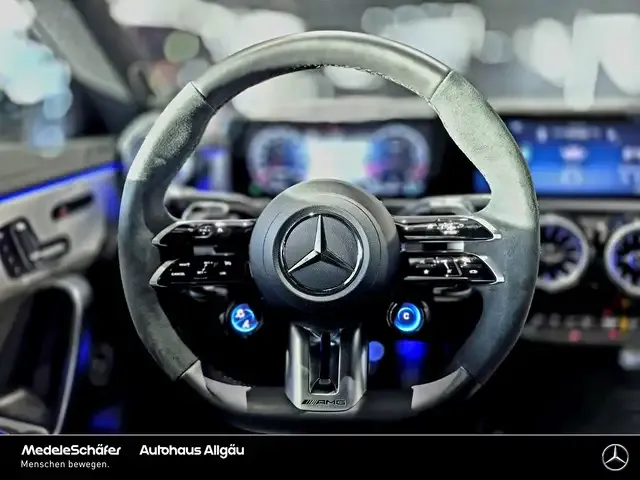 Mercedes-Benz CLA 45 AMG