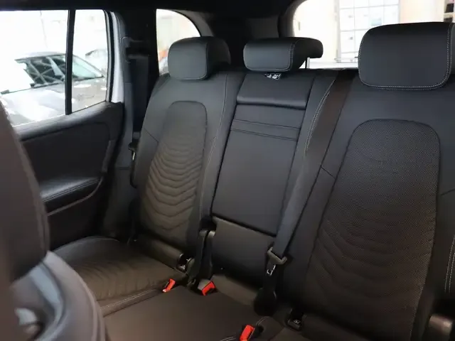 Mercedes-Benz EQB 300