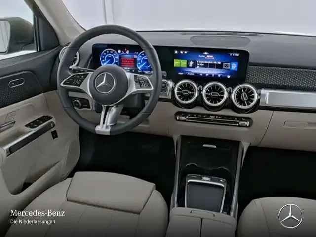 Mercedes-Benz EQB 250