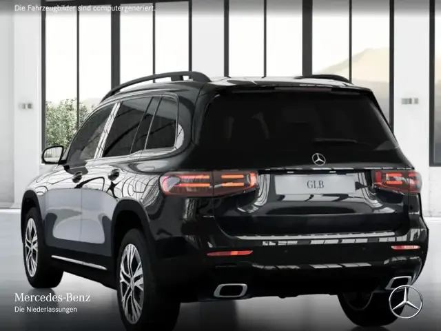 Mercedes-Benz GLB 180