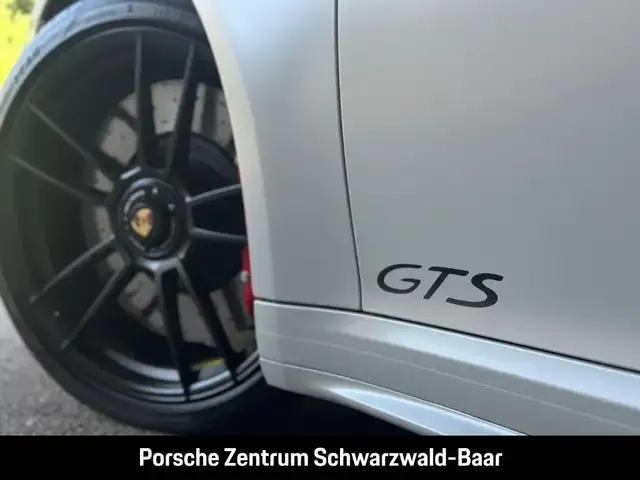 Porsche 992