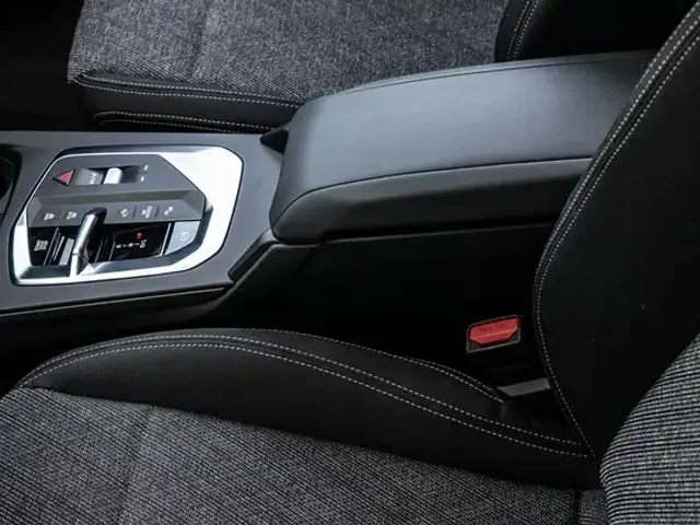 BMW 114