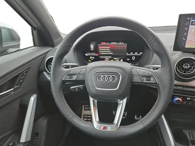 Audi SQ2