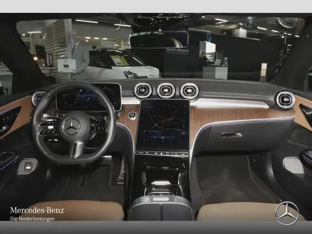 Mercedes-Benz CLE 200