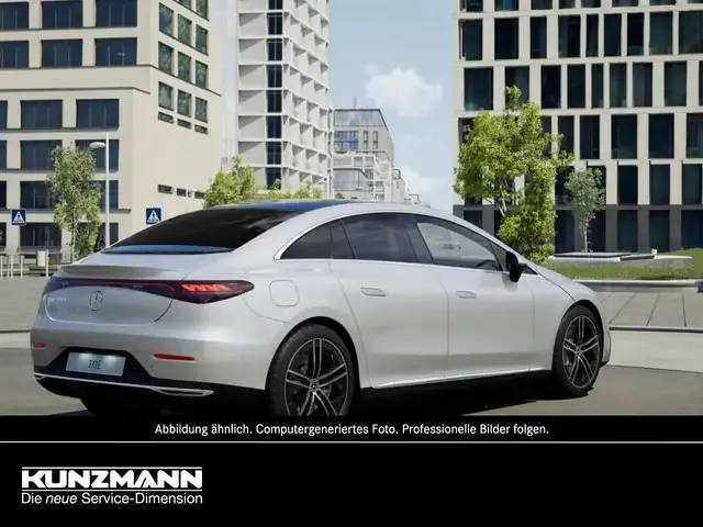 Mercedes-Benz EQE 300