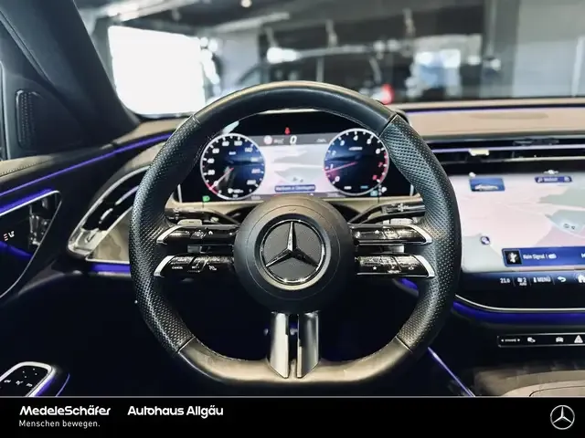 Mercedes-Benz E 200