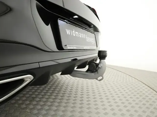 Mercedes-Benz CLA 220