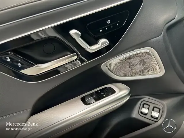 Mercedes-Benz CLE 300