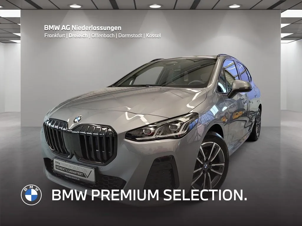 BMW 218