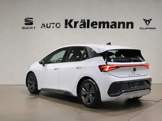 CUPRA Born