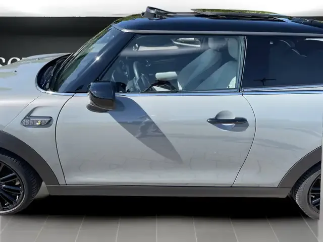 MINI Cooper SE