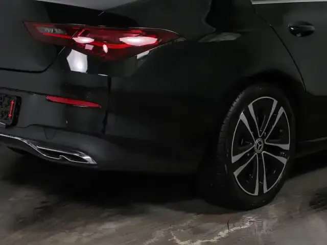 Mercedes-Benz CLA 180