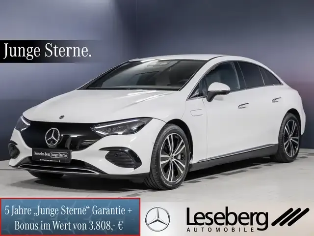 Mercedes-Benz EQE 300