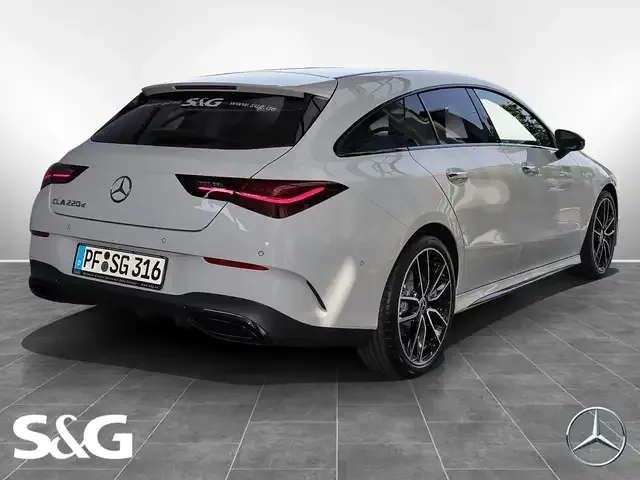Mercedes-Benz CLA 220