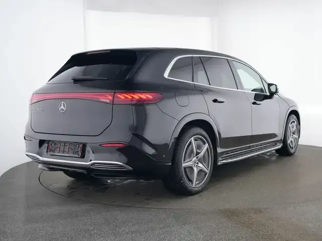 Mercedes-Benz EQS SUV